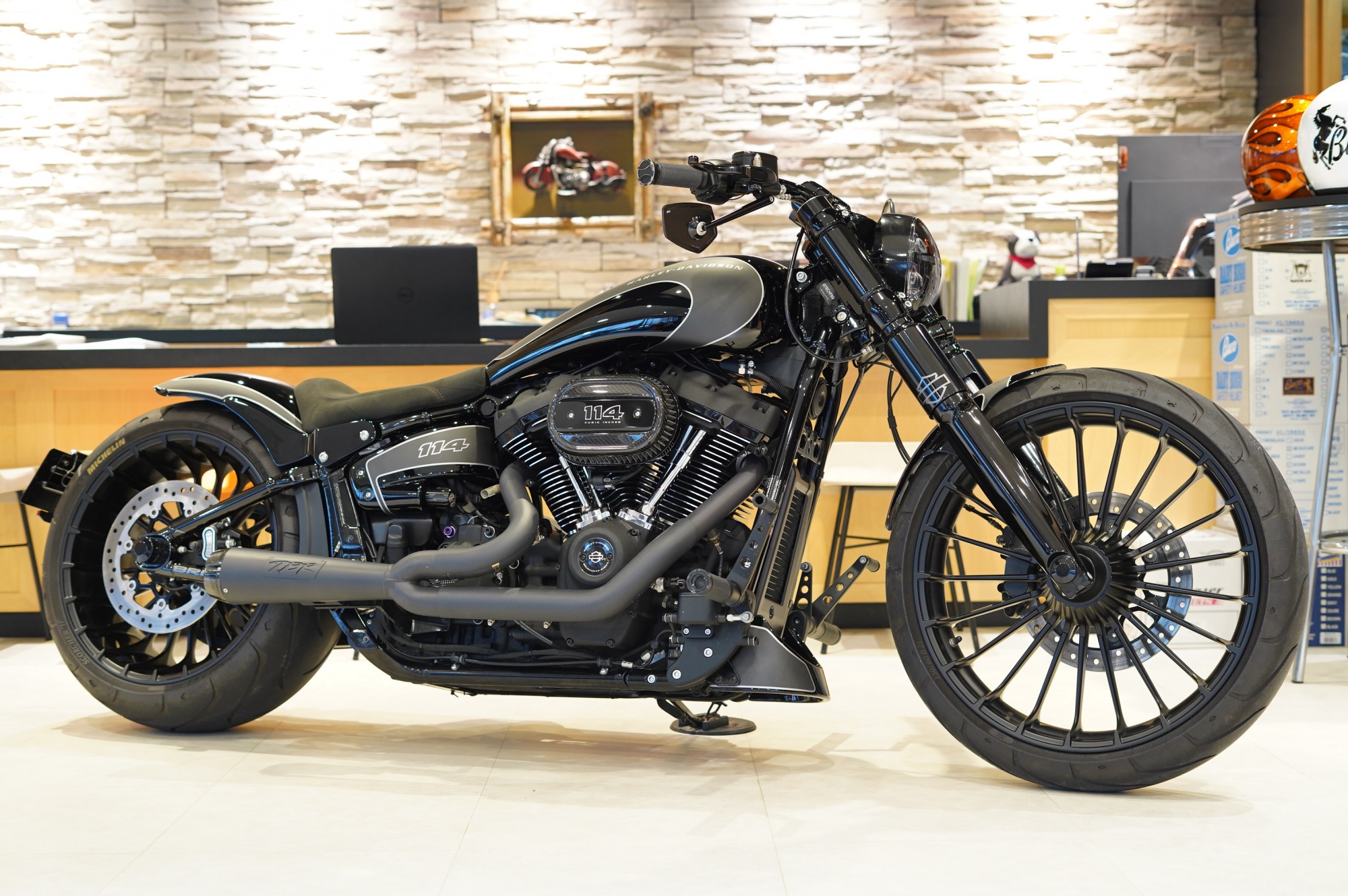 H-D　22’FXBRS　ブレイクアウト入荷しました！！　