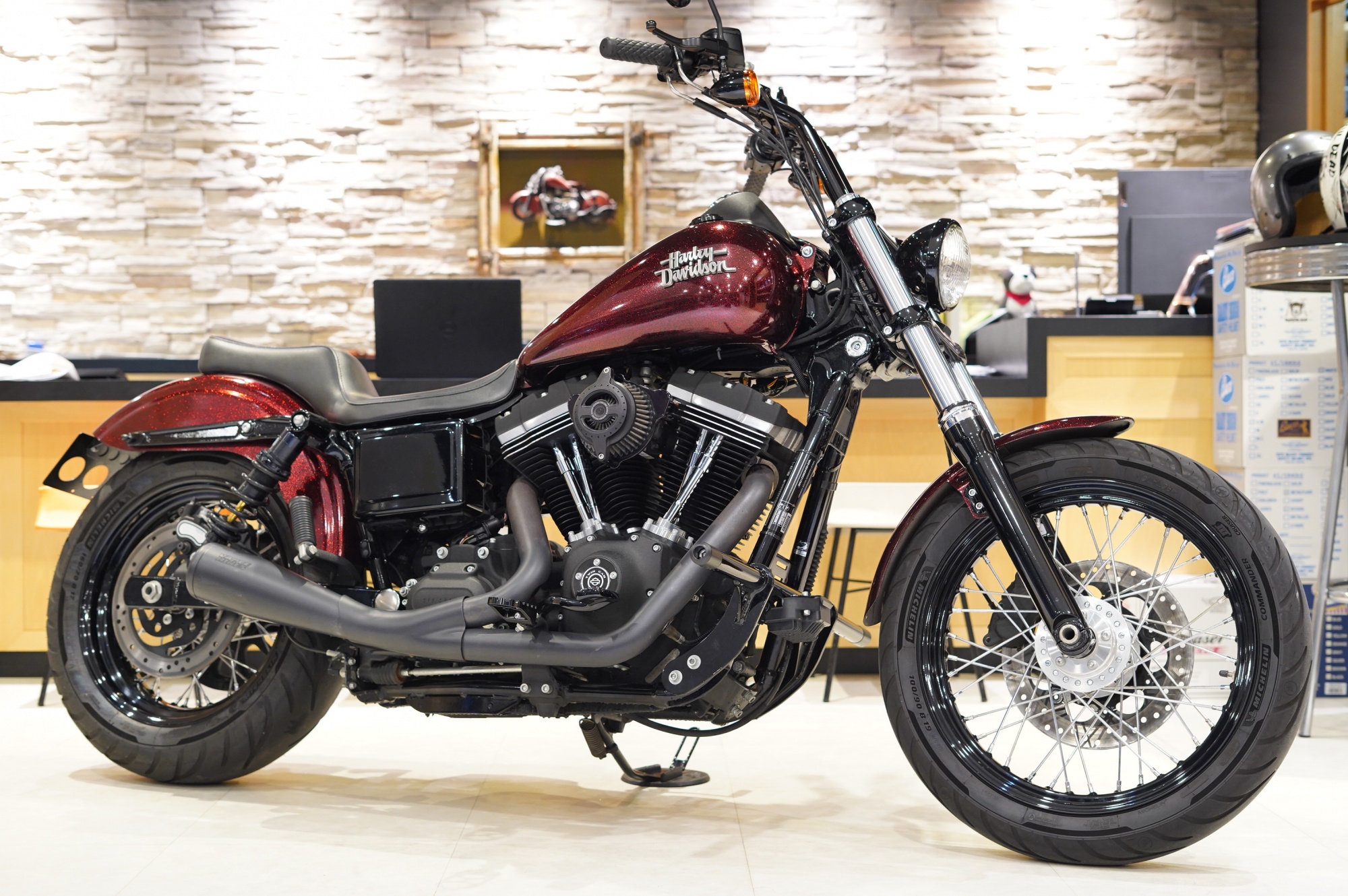H-D　13’FXDB　ストリートボブ