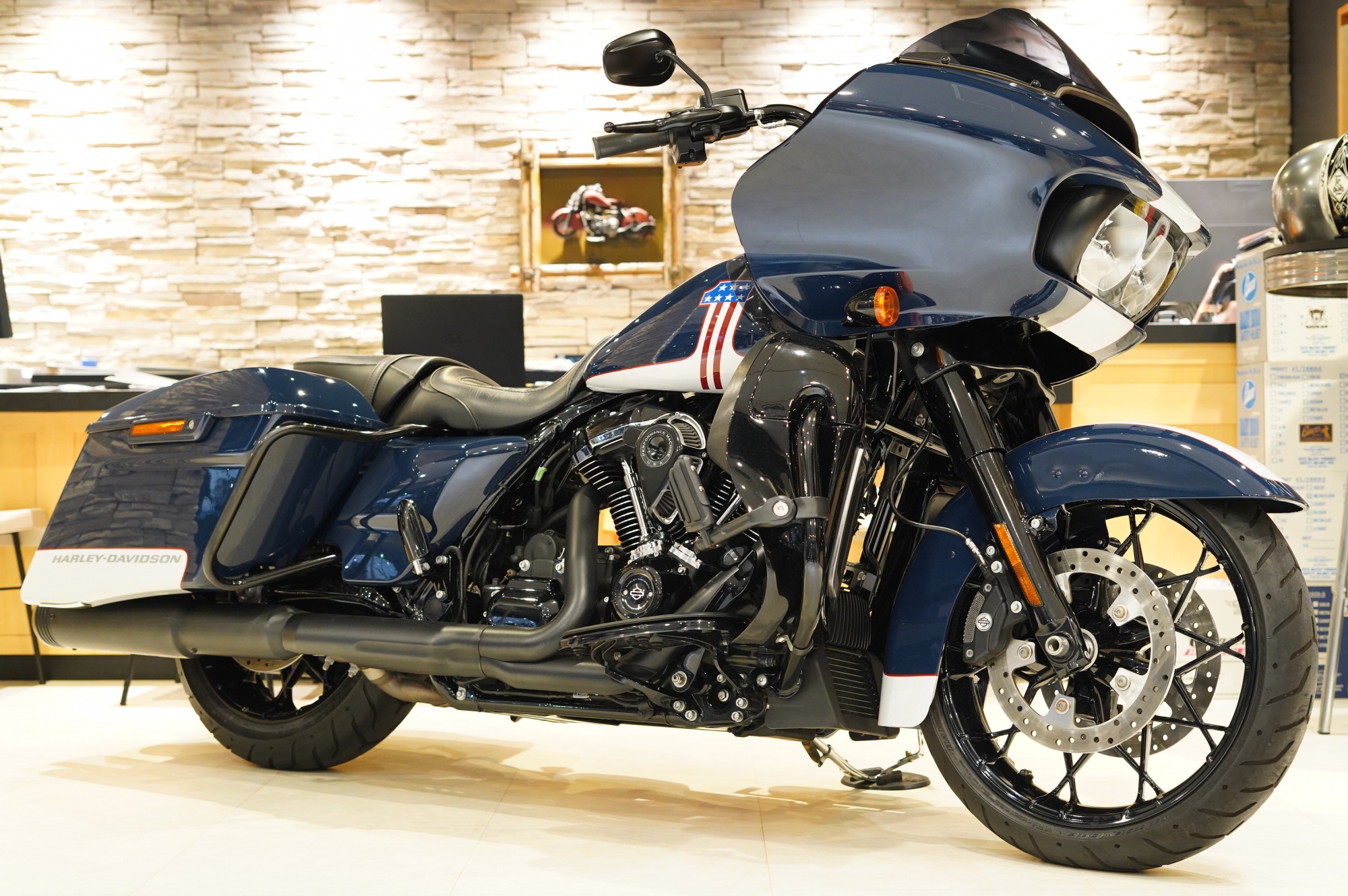 H-D　20’FLTRXS　ロードグライドスペシャル入荷しました！！