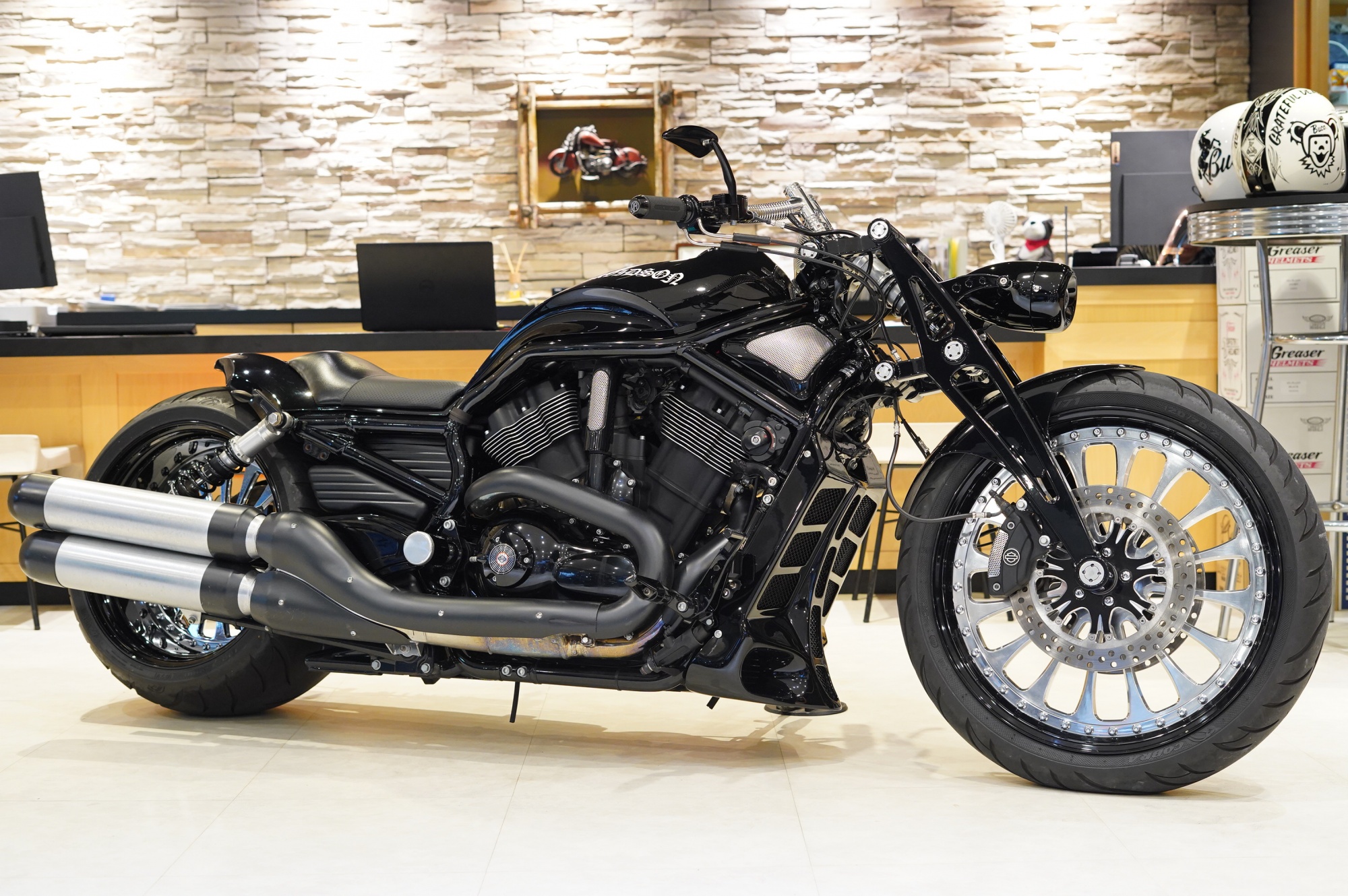 H-D　16’VRSCDX　ナイトロッドスペシャル入荷しました！！