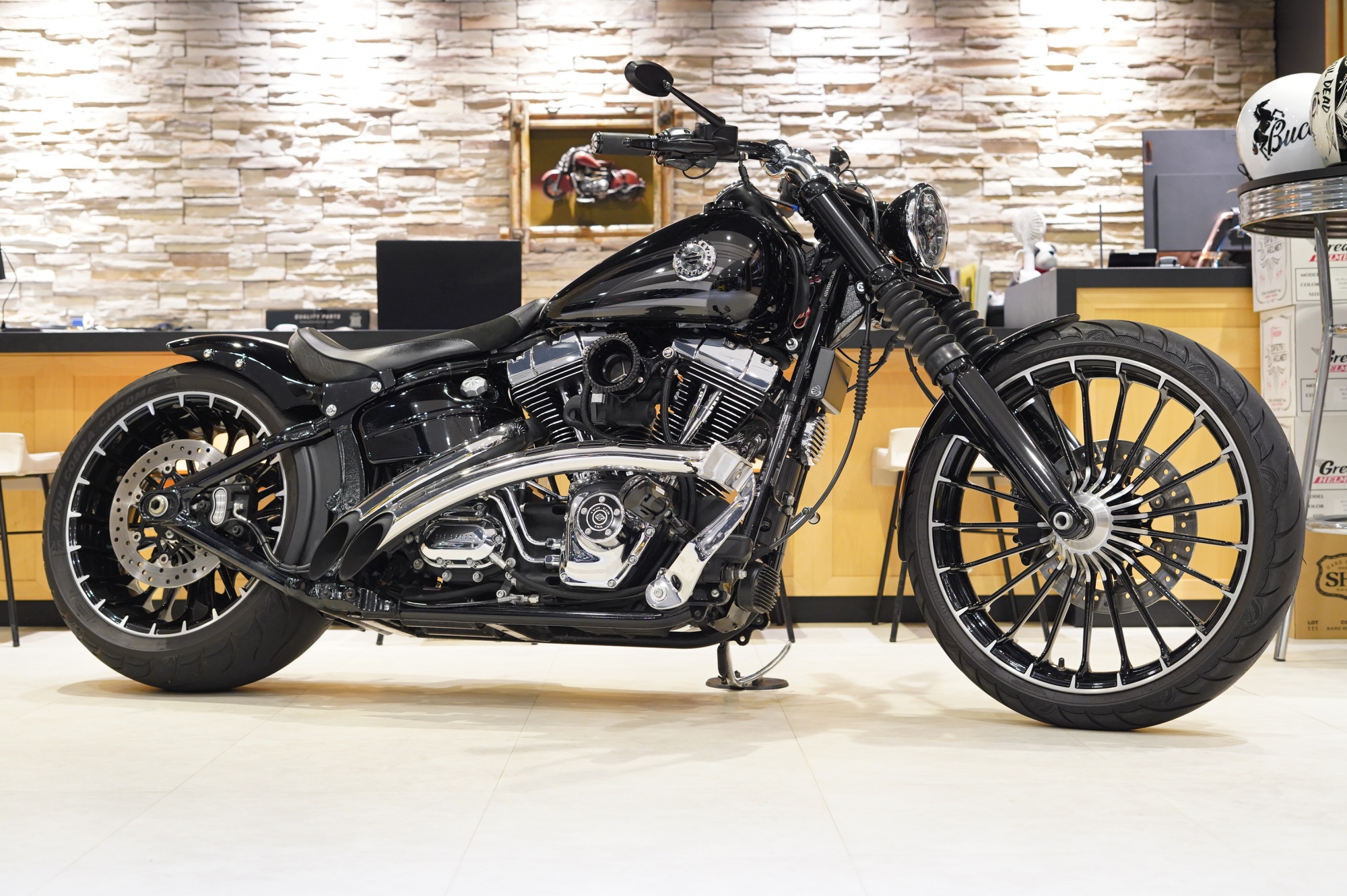 H-D　17’FXSB　ブレイクアウト