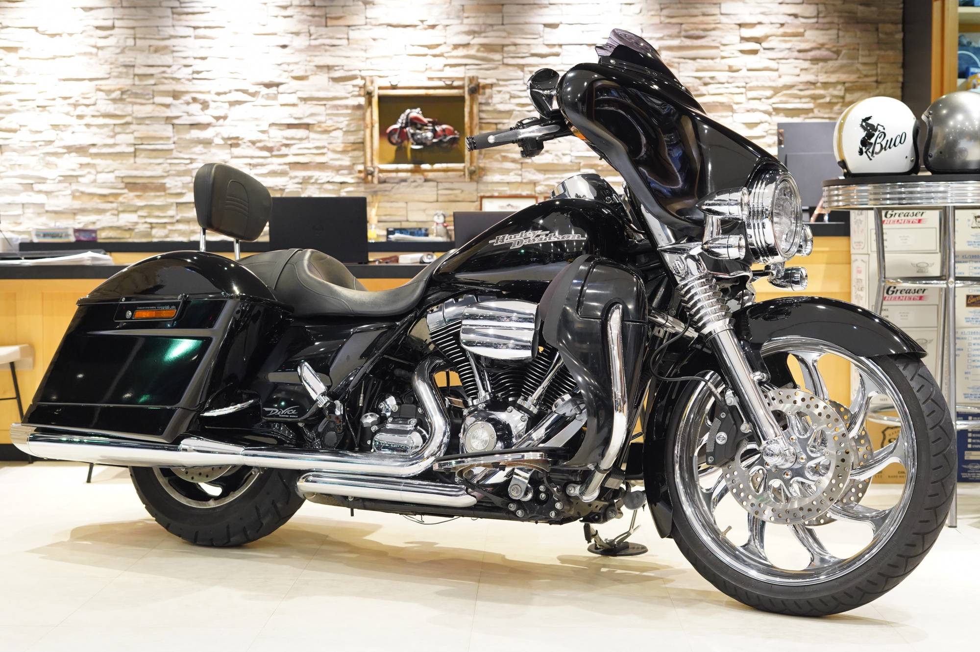 H-D　11’FLHX　ストリートグライド入荷しました！！