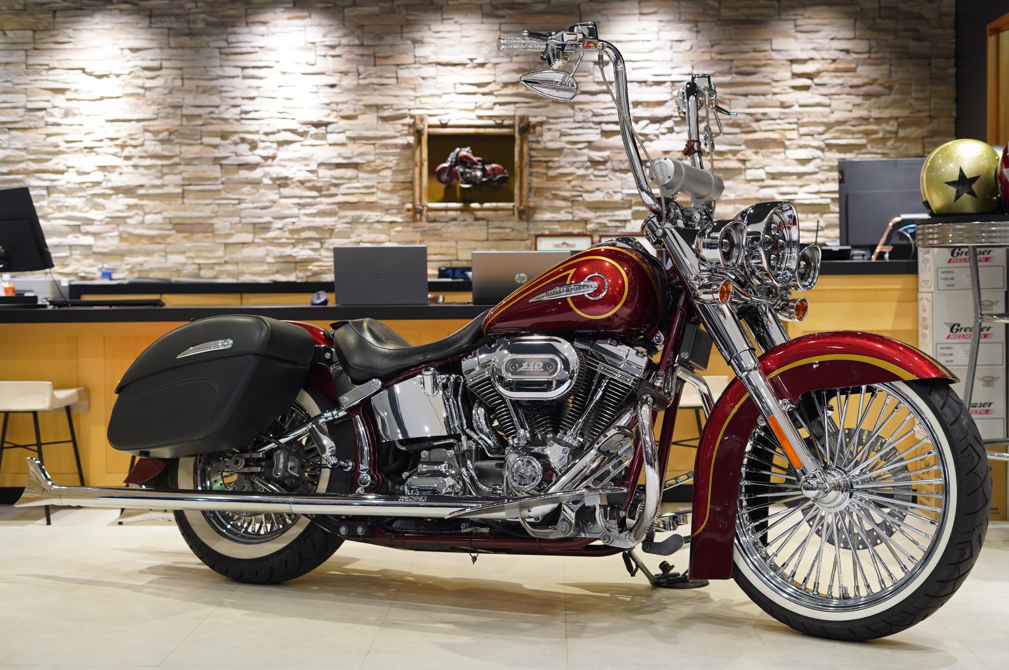 H-D　14’FLSTNSE　CVOソフテイルデラックス！！　