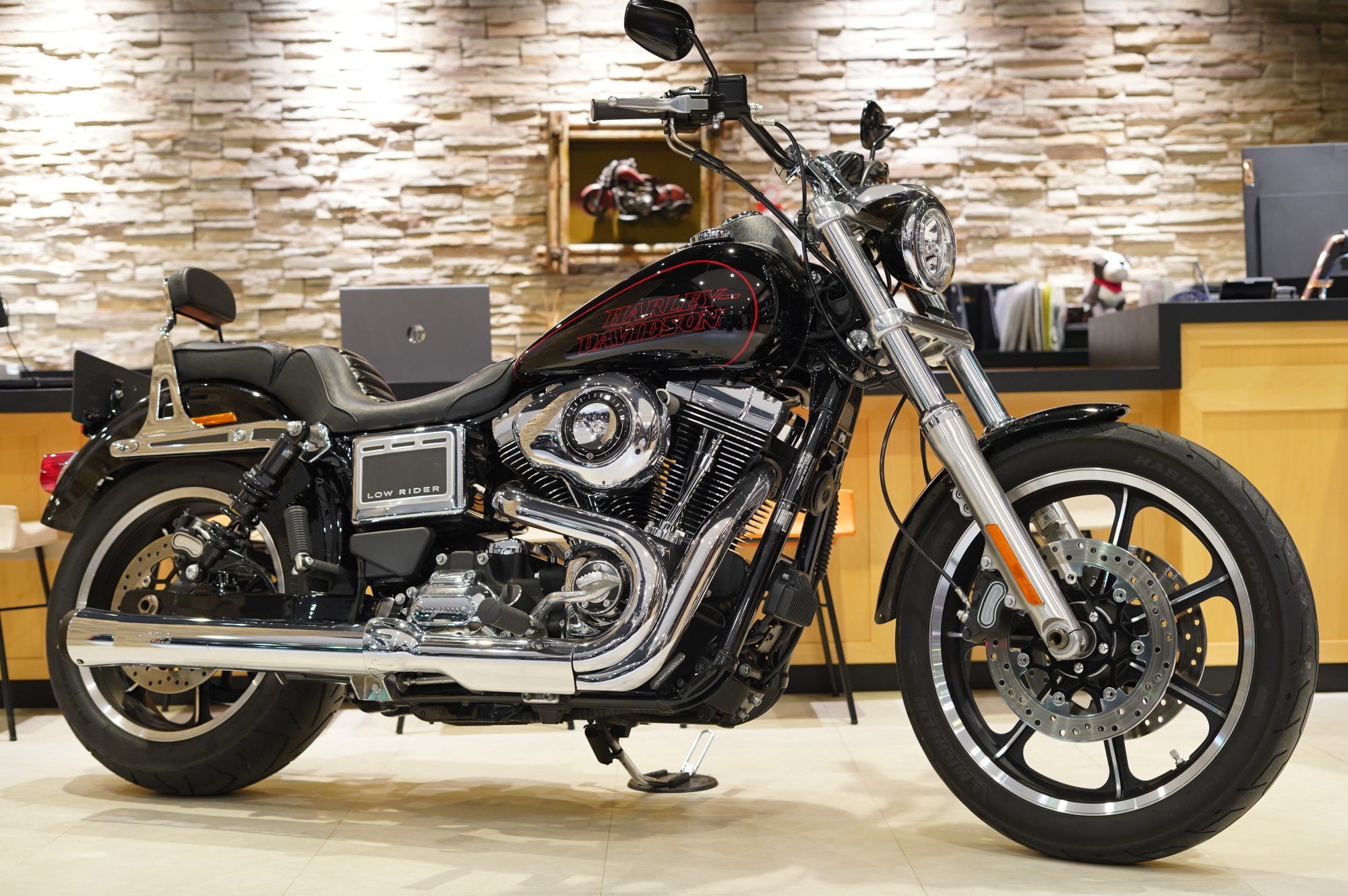 H-D　15’FXDL　ローライダー