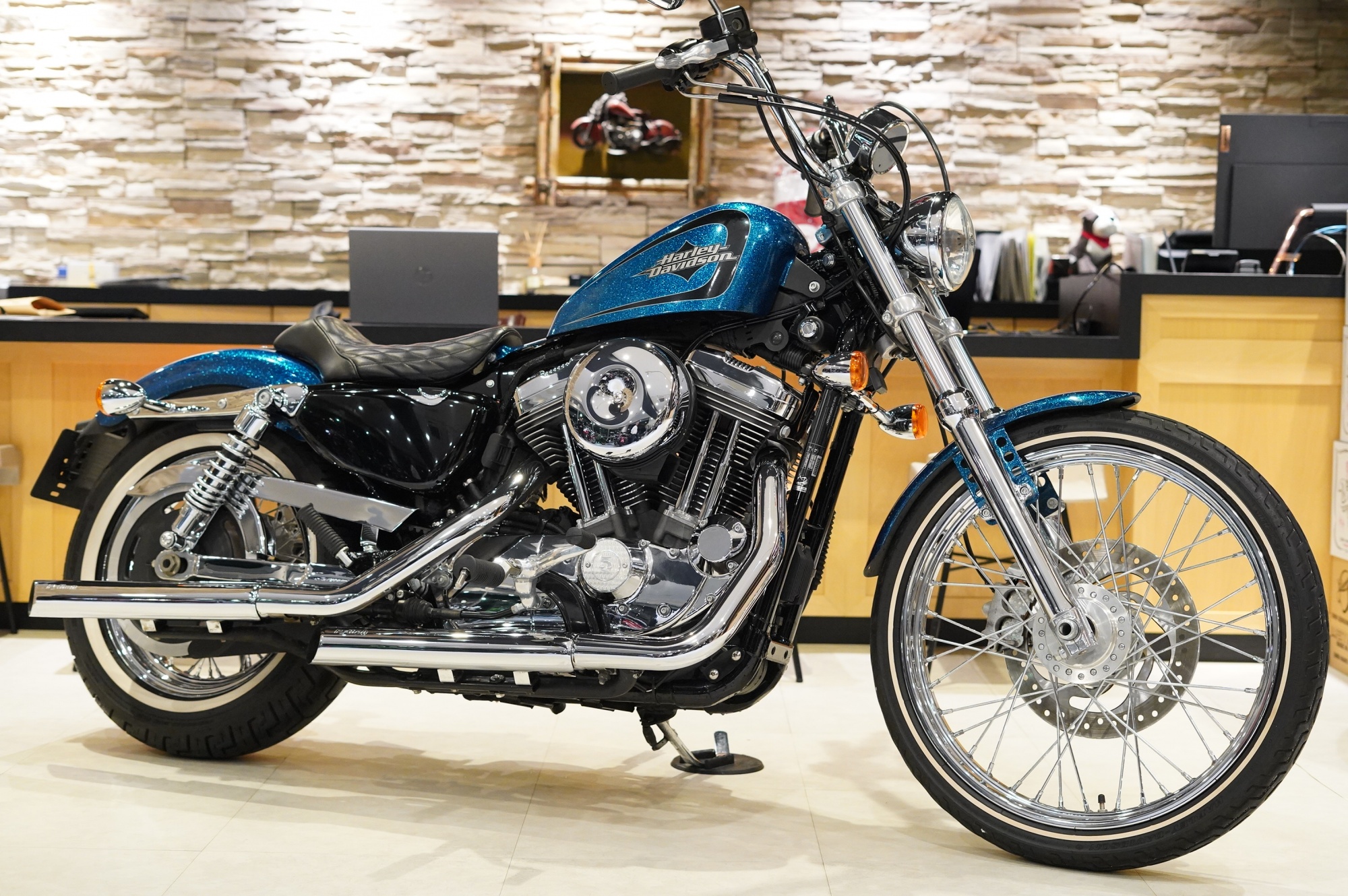 H-D　15’XL1200V　セブンティーツー！！