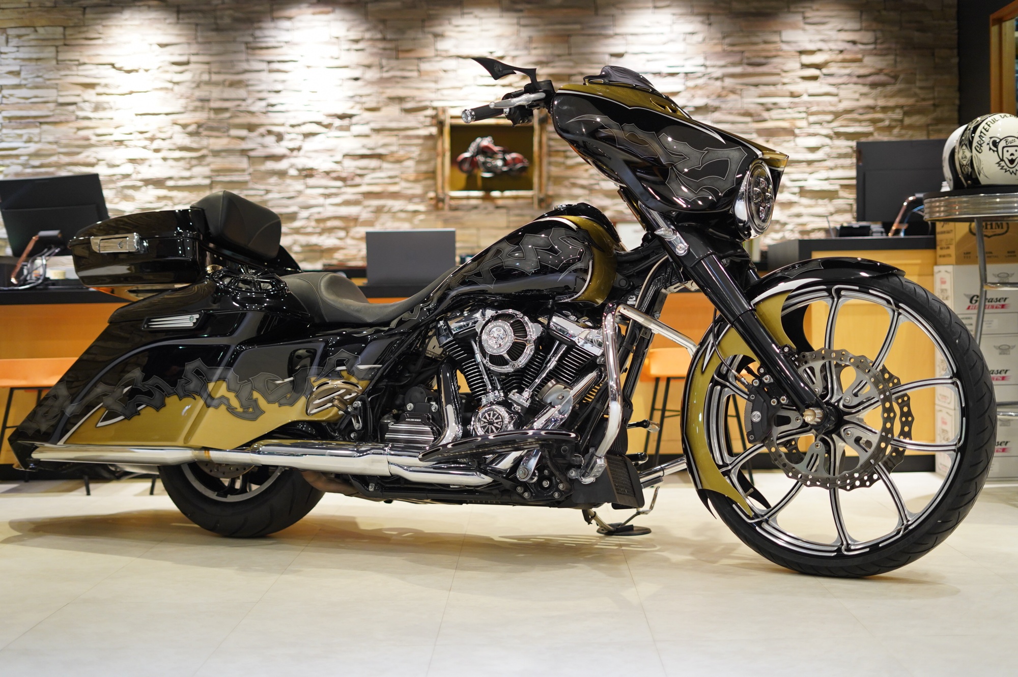 H-D　17’FLHXS　ストリートグライドスペシャル入荷しました！！