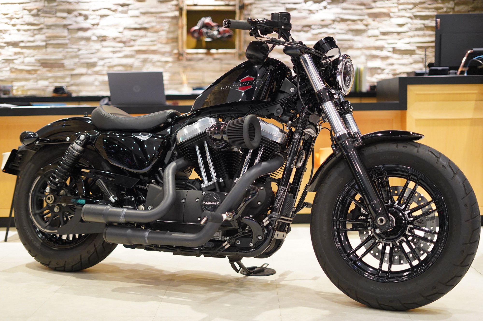 H-D　21’XL1200X　フォーティーエイト入荷しました！！